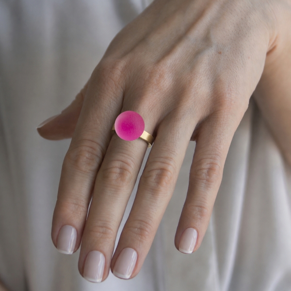 PIERŚCIONEK KULA FLUO PINK 15MM