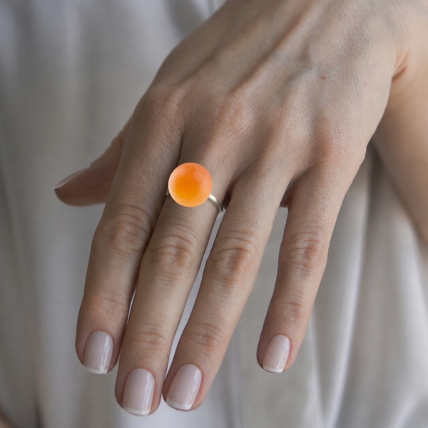 PIERŚCIONEK KULA FLUO ORANGE 15MM