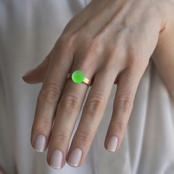 PIERŚCIONEK KULA FLUO GREEN 10MM
