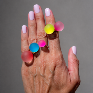 KULA 20MM FLUO RED 15MM CERULEAN BLUE 15MM FLUO PINK 15MM FLUO YELLOW 10MM FLUO PINK 2.png