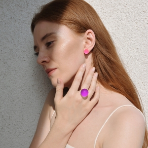 KULA earrings fluo pink and ring orchid purple.jpg