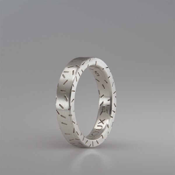 DASHES STERLING SILVER RING BAND