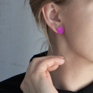 EARRINGS MAGENTA PINK 12MM 